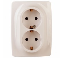 Розетка двойная с заземлением и со шторкой Эра Эра 12 12-2108-02