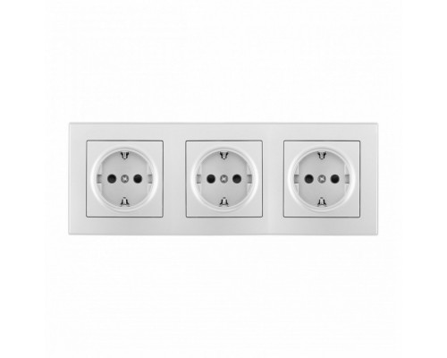 Розетка с заземлением и со шторкой Arte Milano SET06-3 SET06-3-40-1x3 silver