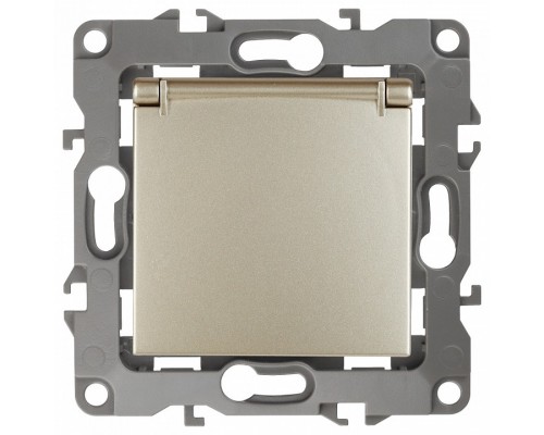 Розетка с заземлением и со шторкой, без рамки с крышкой Эра Эра 12 12-2103-04