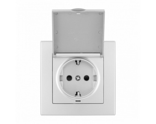 Розетка с заземлением и шторкой, с крышкой Arte Milano SET06-1 SET06-1-41-1 silver