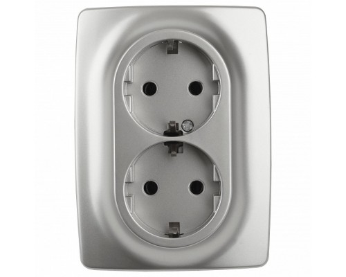 Розетка двойная с заземлением и со шторкой Эра Эра 12 12-2108-03