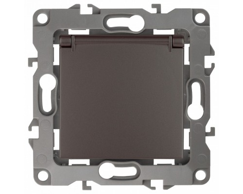 Розетка с заземлением и со шторкой, без рамки с крышкой Эра Эра 12 12-2103-13