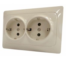 Розетка двойная с заземлением и со шторкой Gusi Electric BRAVO С10Р6-003