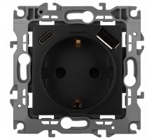 Розетка с заземлением и со шторкой и 2хUSB, без рамки Эра Эра 12 12-4108-05