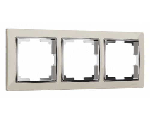 Рамка на 3 поста Werkel Snabb (слоновая кость/хром) W0031903