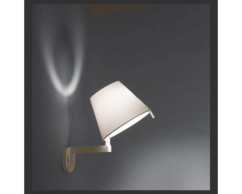 Бра Artemide 0721020A Бра Artemide 0721020A