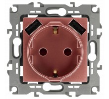 Розетка с заземлением и со шторкой и 2хUSB, без рамки Эра Эра 12 12-4109-14