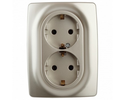 Розетка двойная с заземлением и со шторкой Эра Эра 12 12-2108-04