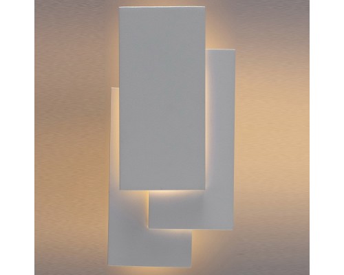 Накладной светильник Arte Lamp A1718 A1718AP-1WH Накладной светильник Arte Lamp A1718 A1718AP-1WH